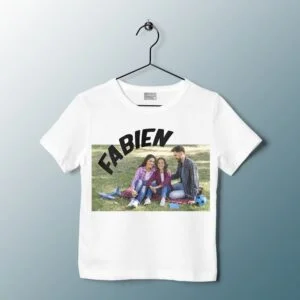 T-shirt enfant personnalisé avec une photo et un texte