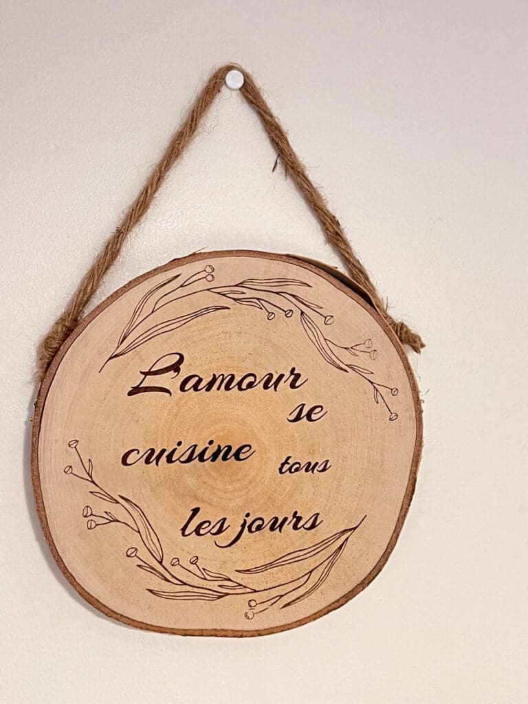 Rondin de bois personnalisable : créez votre souvenir 2 Image #1 de valerie c.