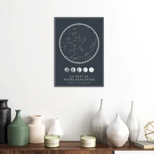 Cadenas personnalisé en forme de cœur 6 Carte du ciel exposée au dessus d'un meuble