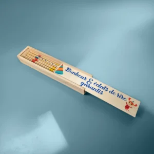 Suivi de commande 5 Jeu de Mikado avec boîte en bois personnalisée avec un texte et des illustrations