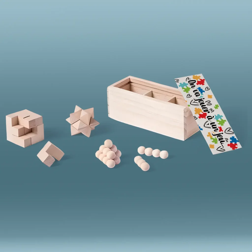 Jeux de casse-tête en bois avec leur boite personnalisée